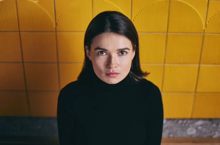 Zoe Moore: Exploring Life, Career Of Versatile German Actress